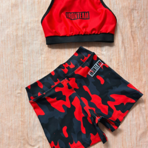 Short militar rojo - top tiras rojo
