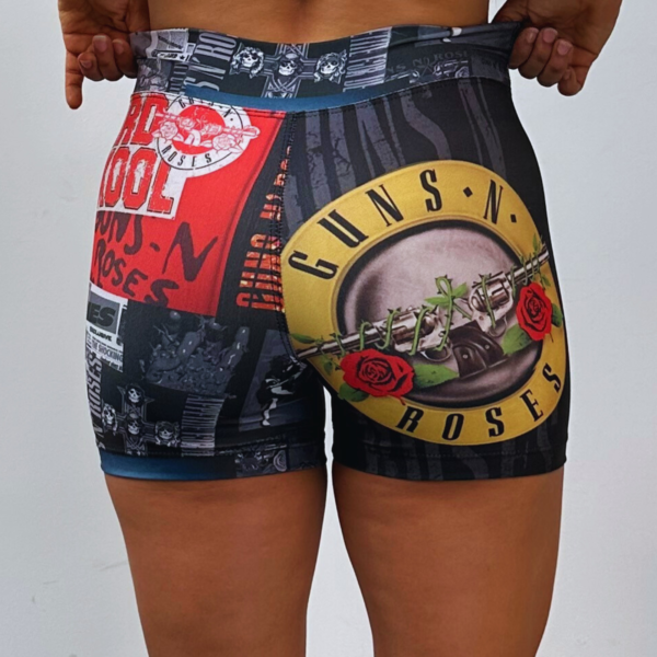 Short Guns and Roses