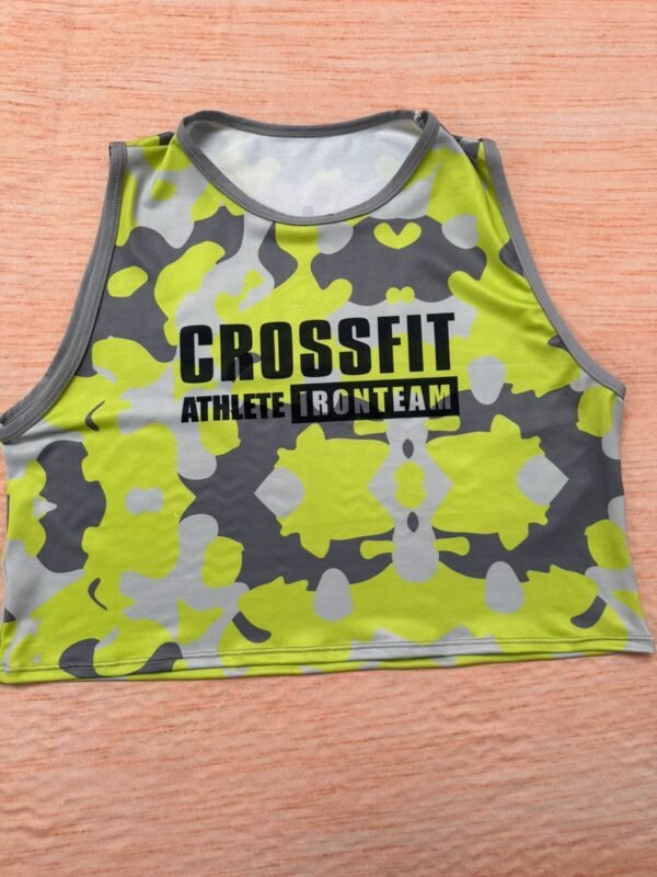 croptop militar neon crossfit