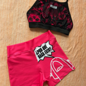 Short fucsia Por que hago esto - top tiras militar fucsia