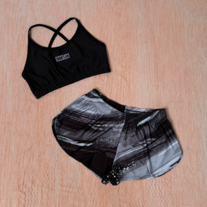 Short Running pincel negro con Top brook negro