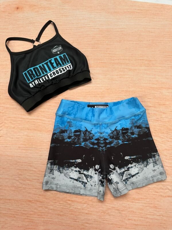 Short menta - top brook blanco crossfit (copia)