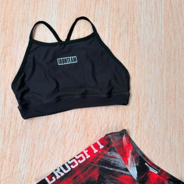 Short pincel rojo - Top tiras negro