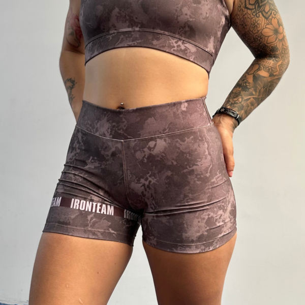 Short Brown